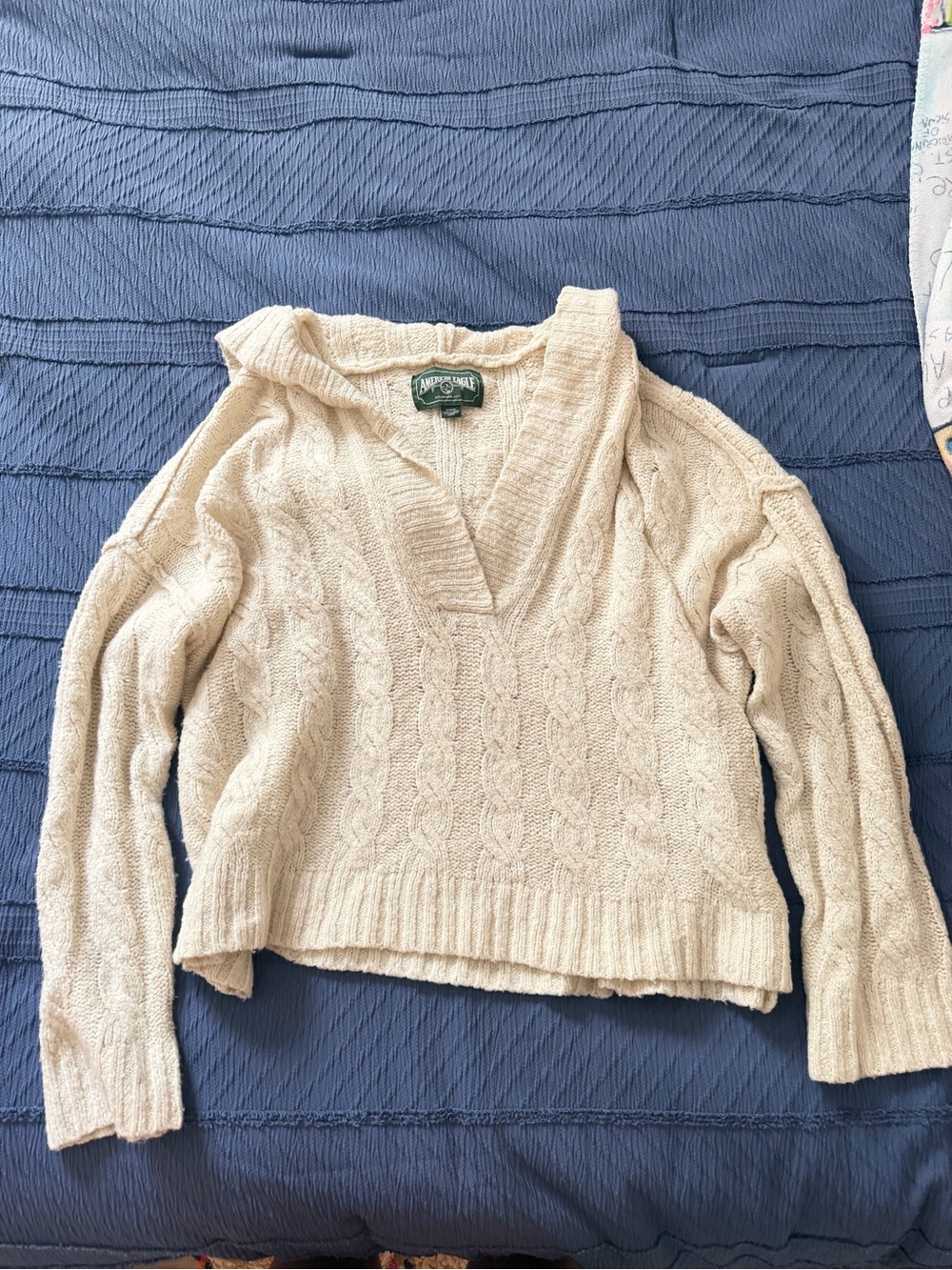 American Eagle Outfitters Cable Knit V-Neck Women’s Sweater - Cream